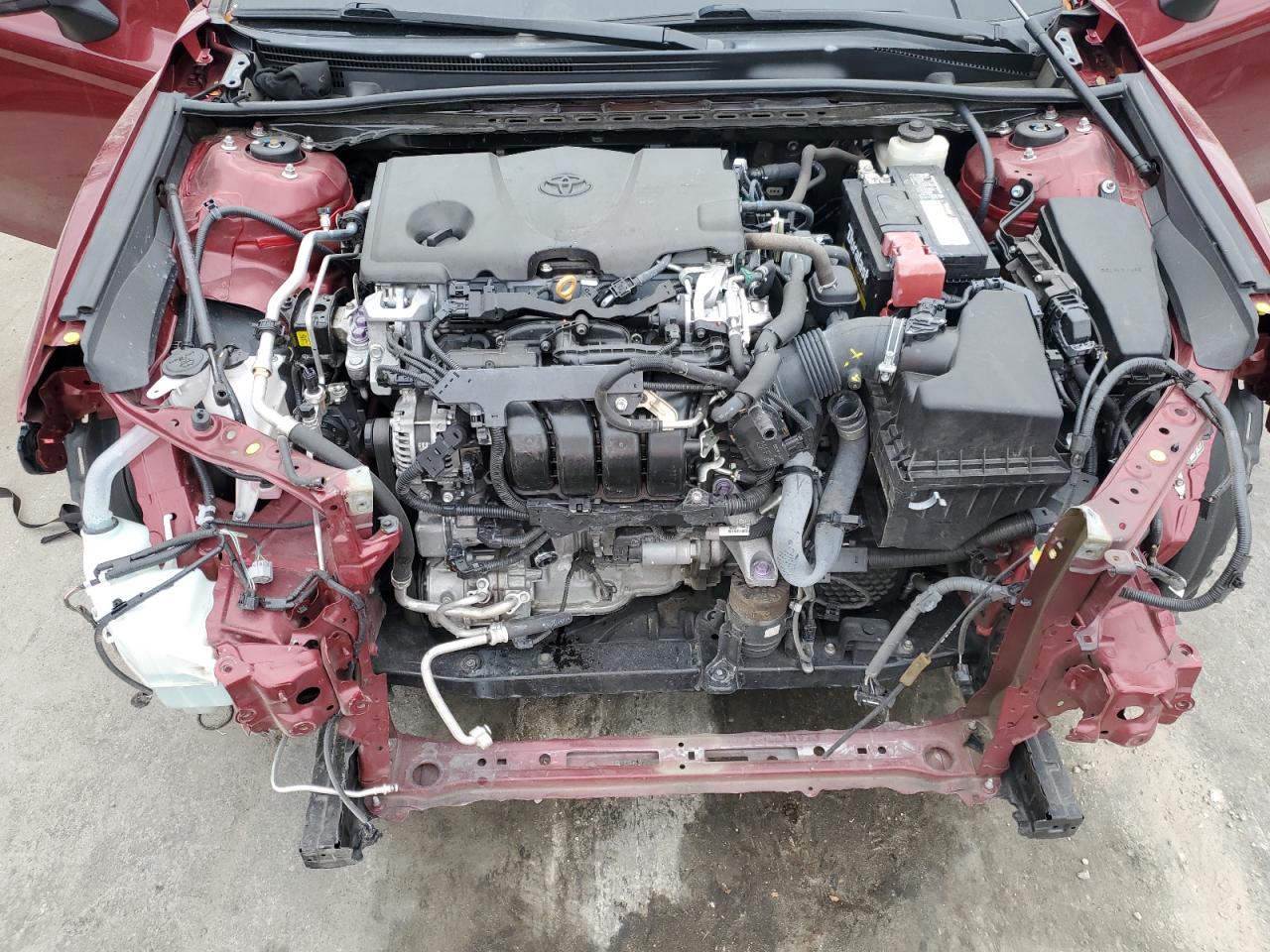 2018 Toyota Camry - Image 11
