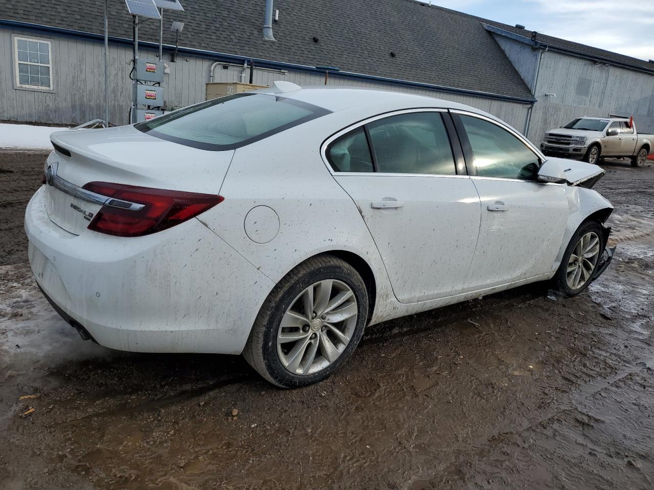 2016 Buick Regal - Image 3