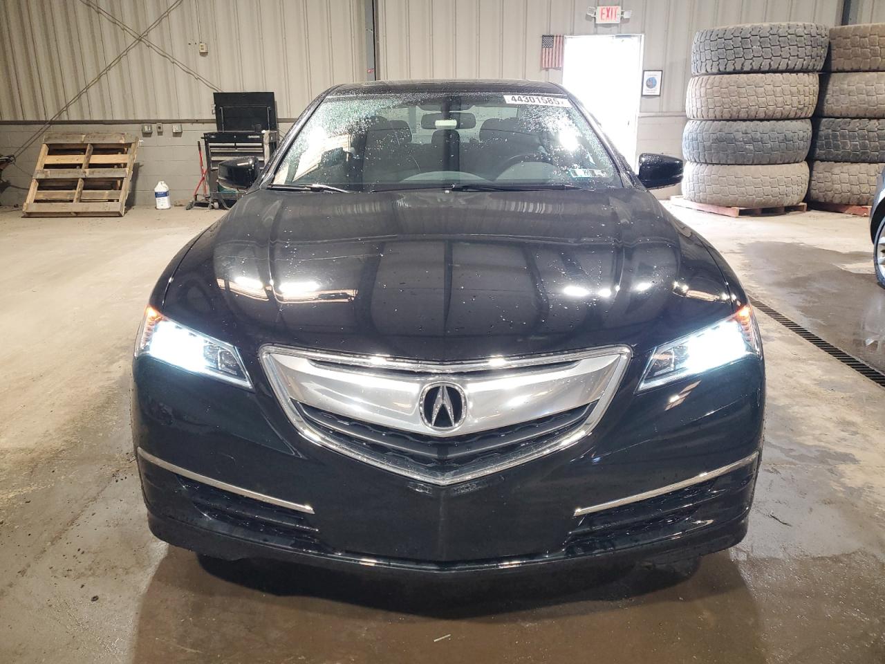2017 Acura TLX - Image 5