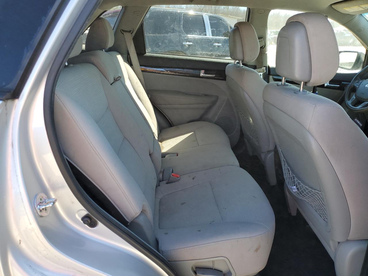 2014 Kia Sorento - Image 10