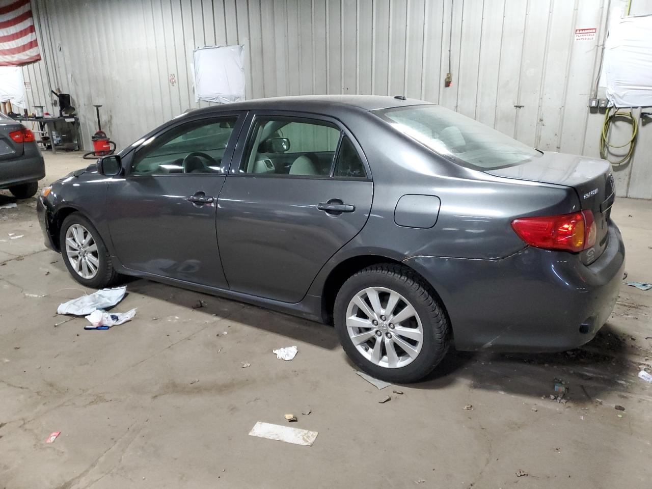 2009 Toyota Corolla - Image 2