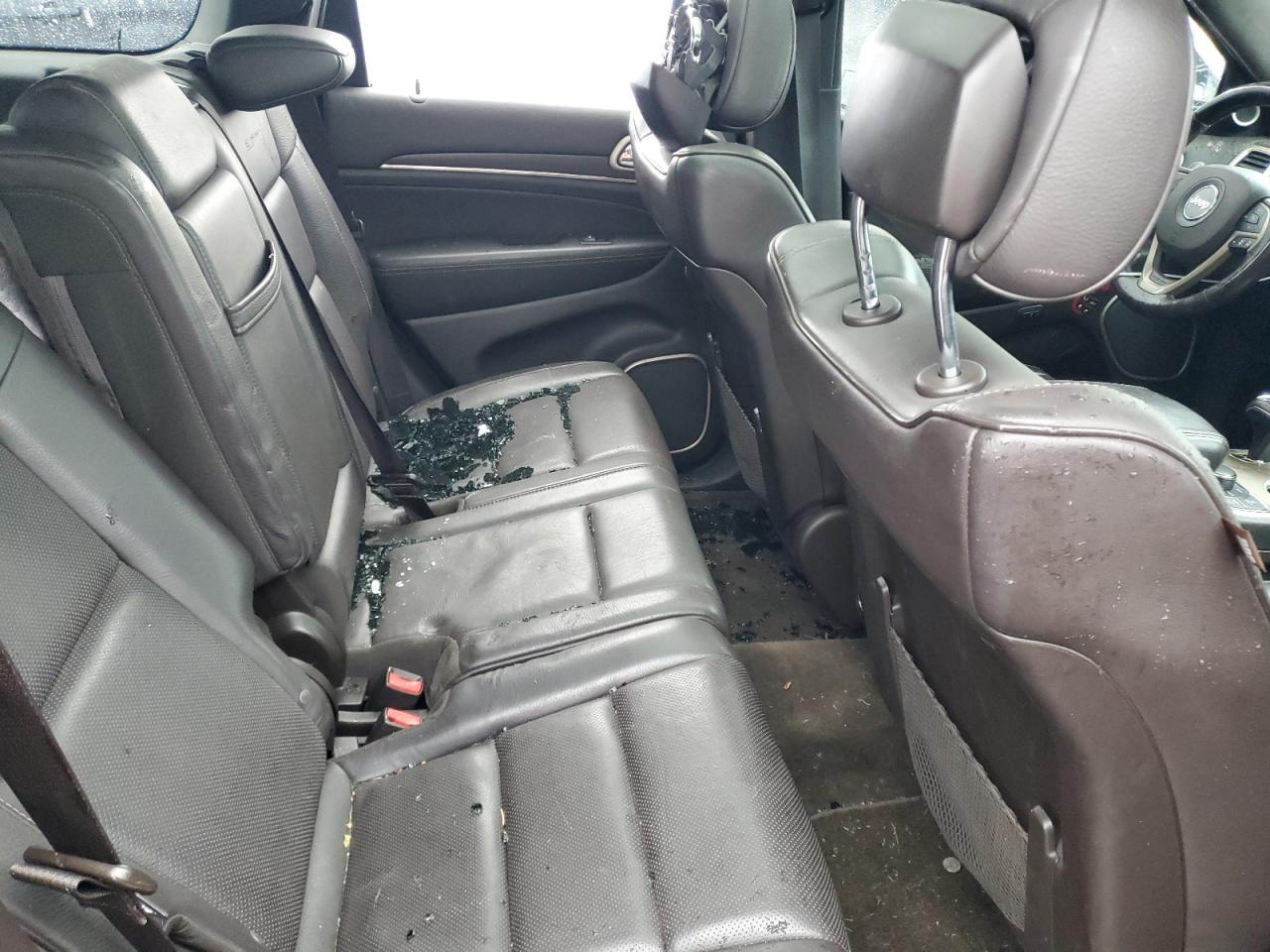 2014 Jeep Grand Cherokee - Image 11