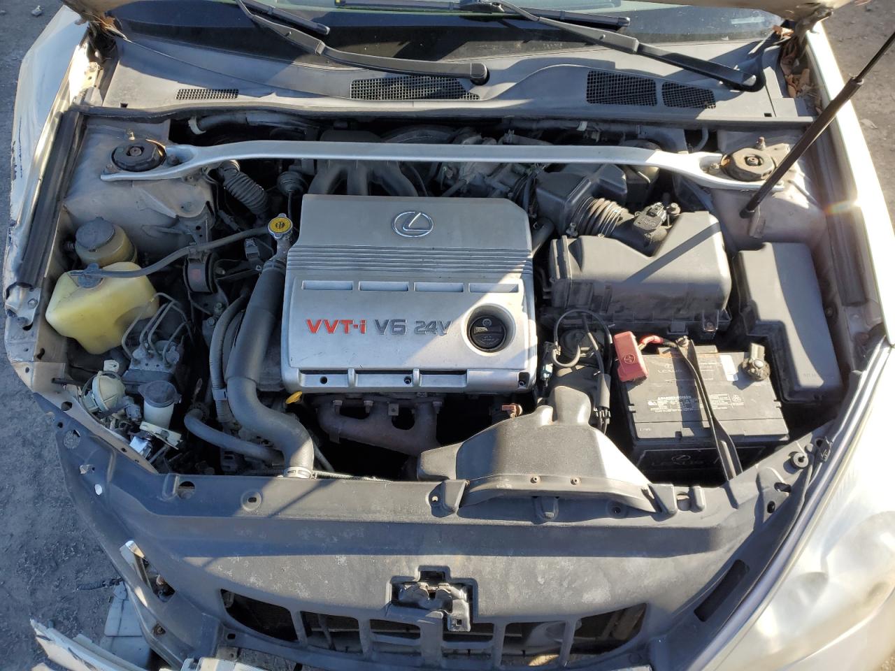 2002 Lexus ES - Image 11