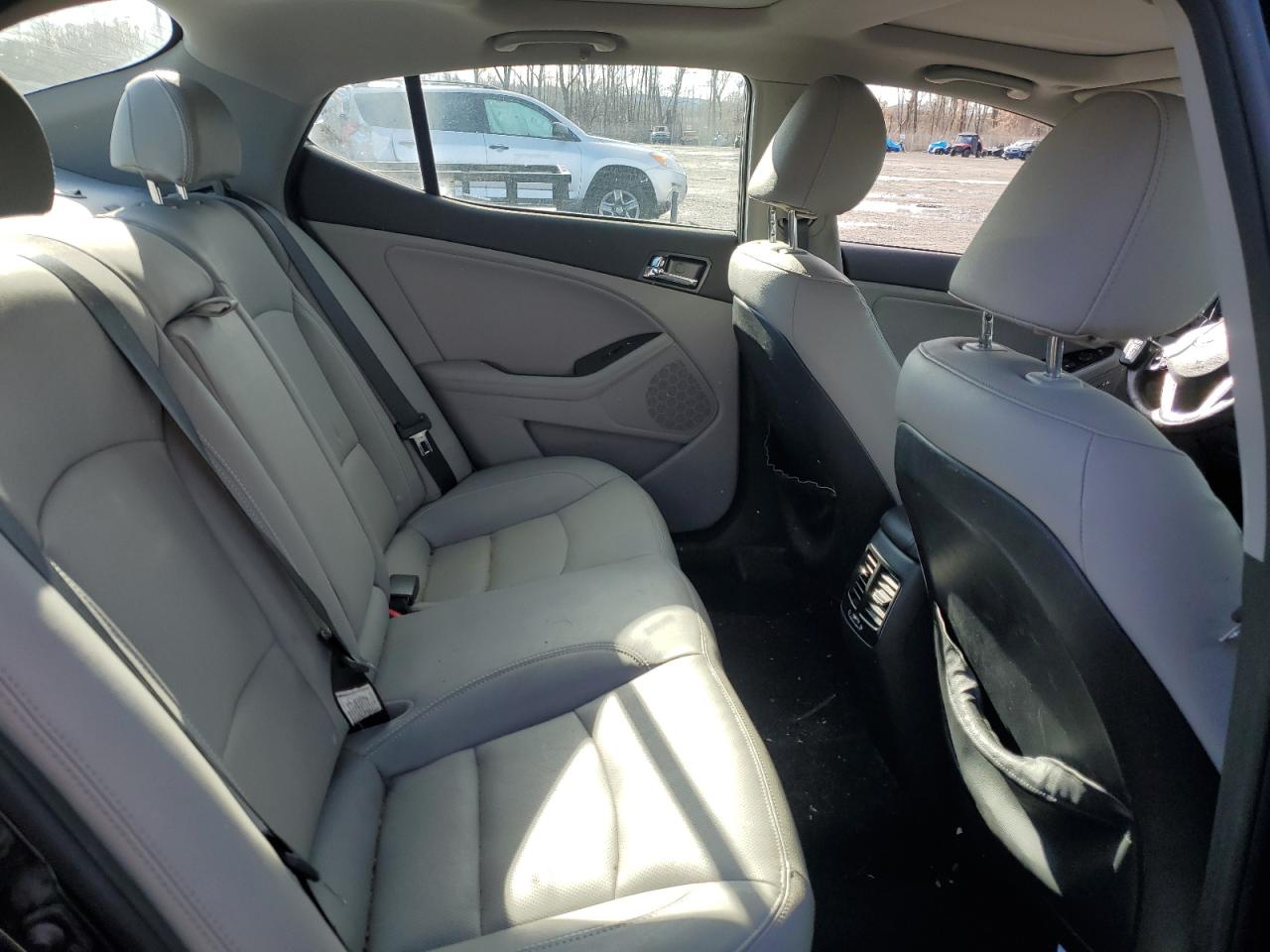2013 Kia Optima - Image 10