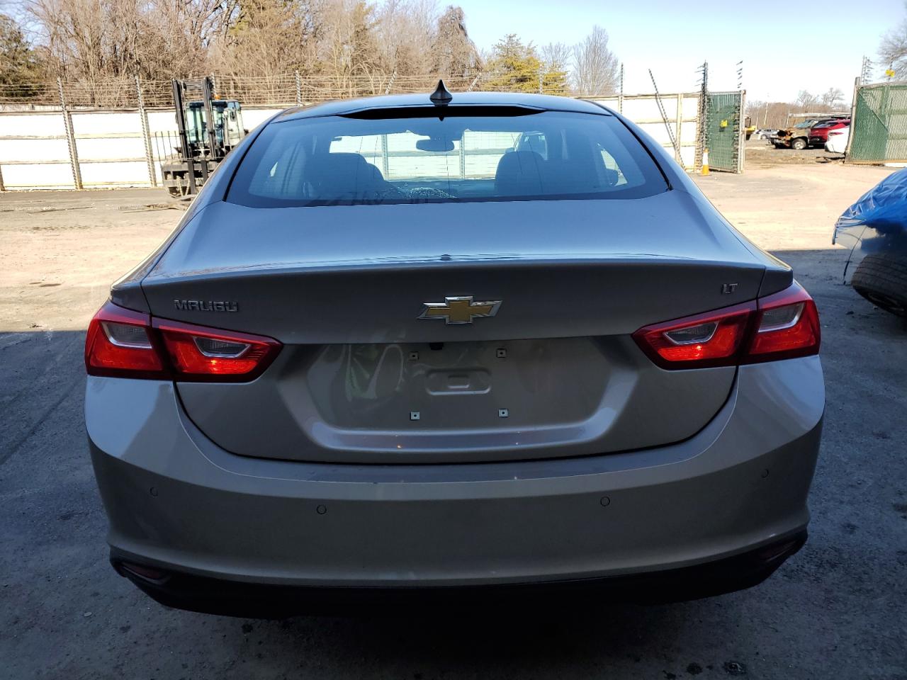 2023 Chevrolet Malibu - Image 6
