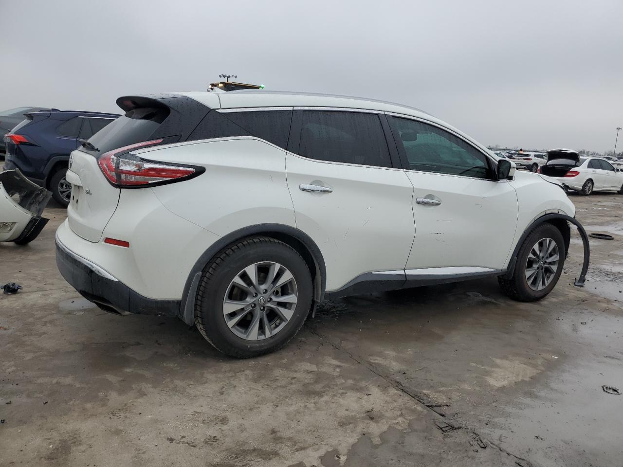 2016 Nissan Murano - Image 3