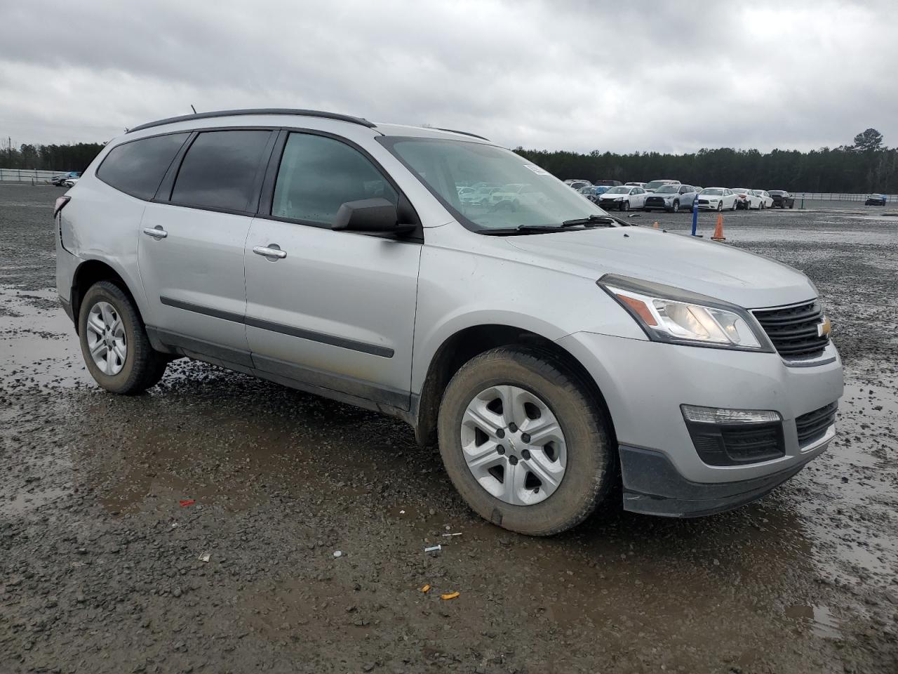 2017 Chevrolet Traverse - Image 4