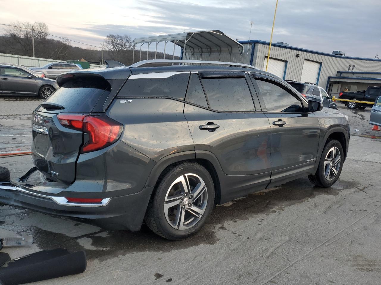 2020 GMC Terrain - Image 3