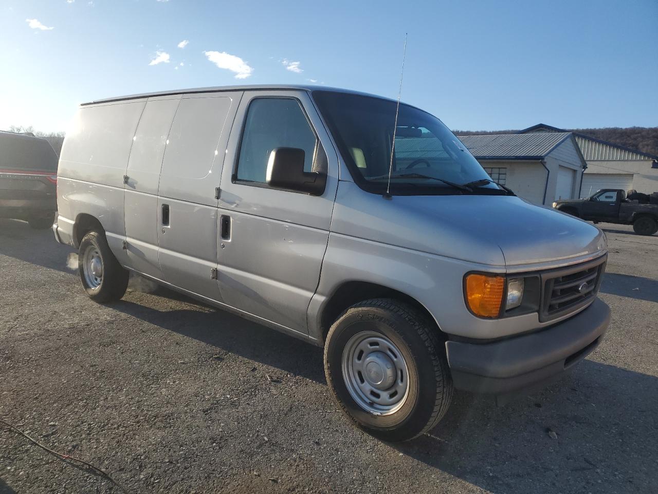 2004 Ford Econoline - Image 4