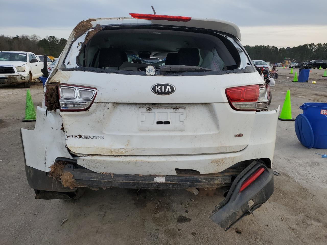 2016 Kia Sorento - Image 6