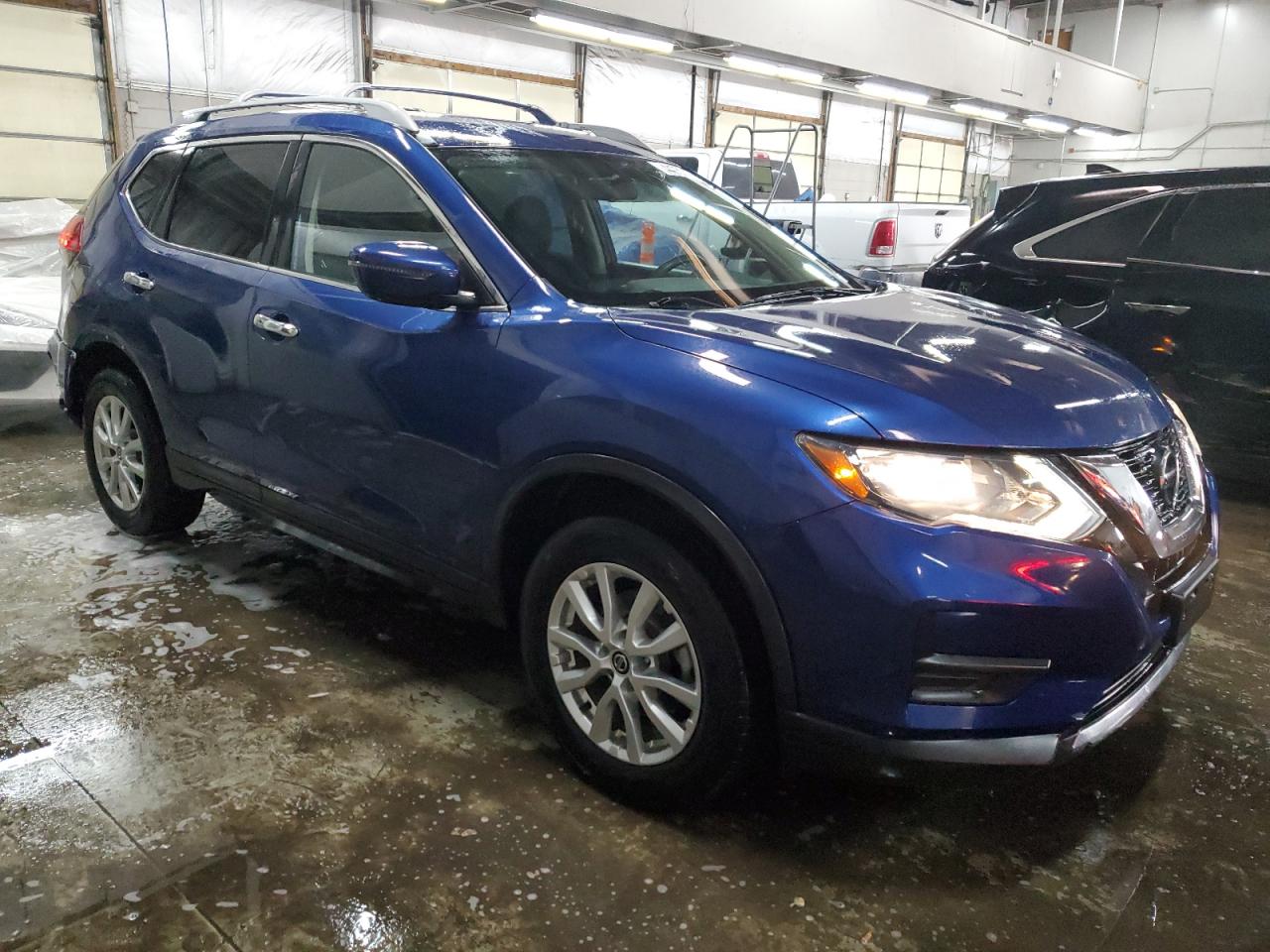 2018 Nissan Rogue - Image 4