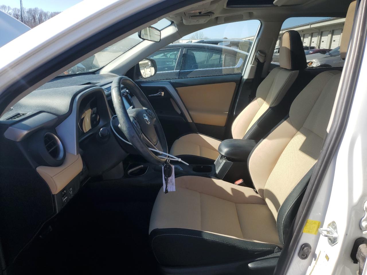 2016 Toyota RAV 4 - Image 7