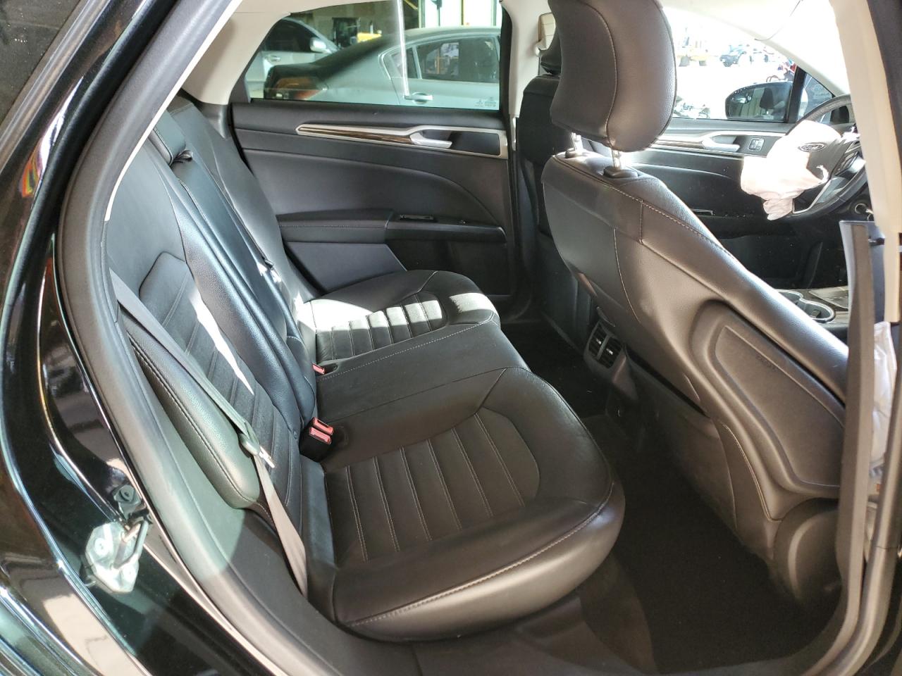 2016 Ford Fusion - Image 10