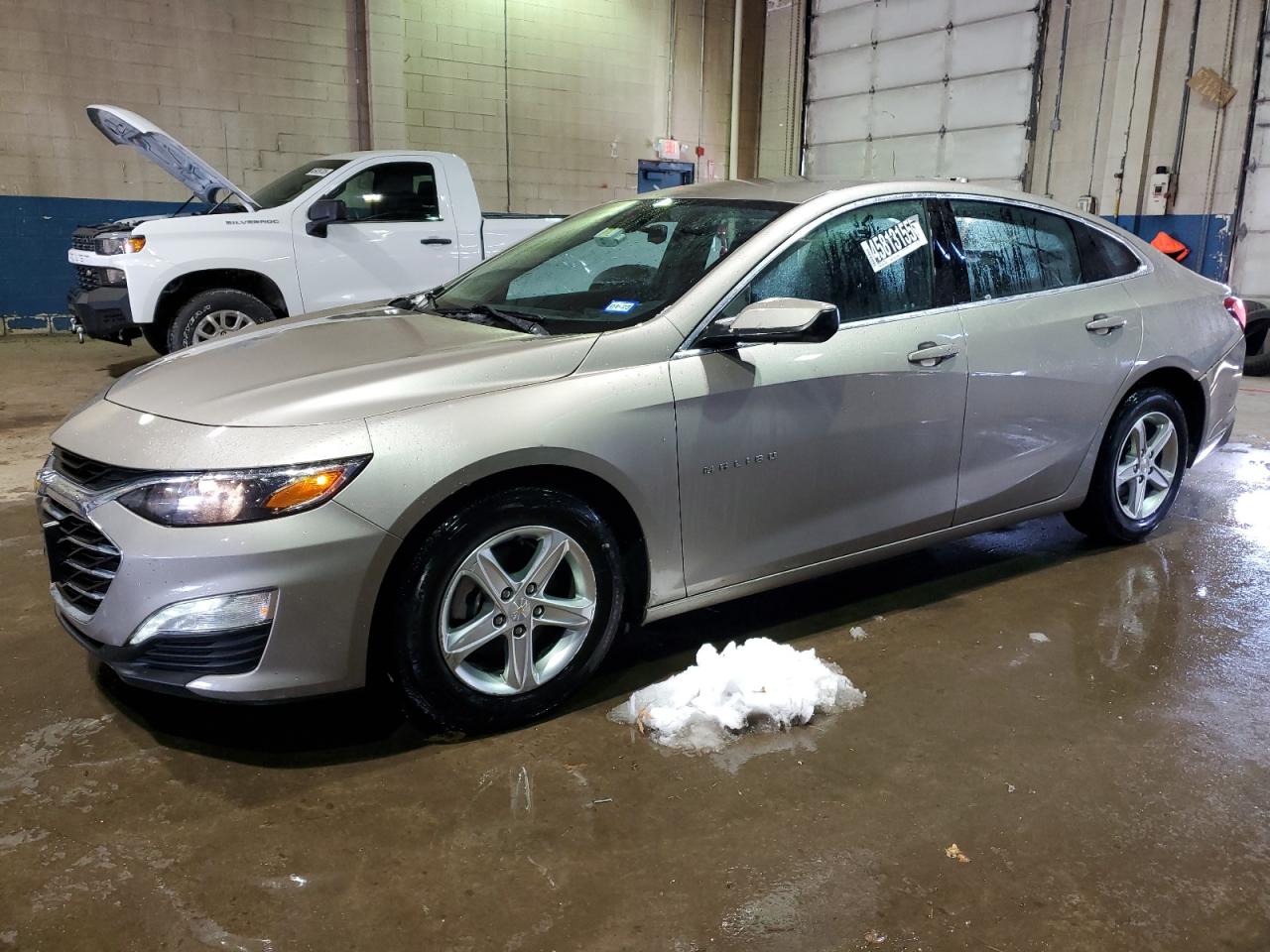 2022 Chevrolet Malibu - Image 1