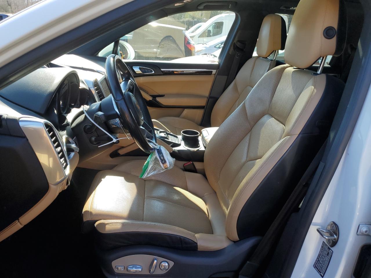 2016 Porsche Cayenne - Image 7