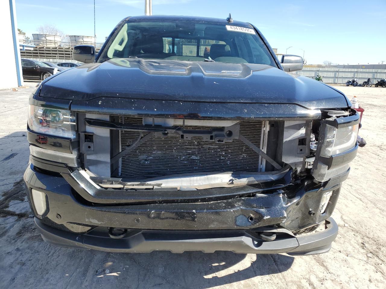 2016 Chevrolet Silverado - Image 5