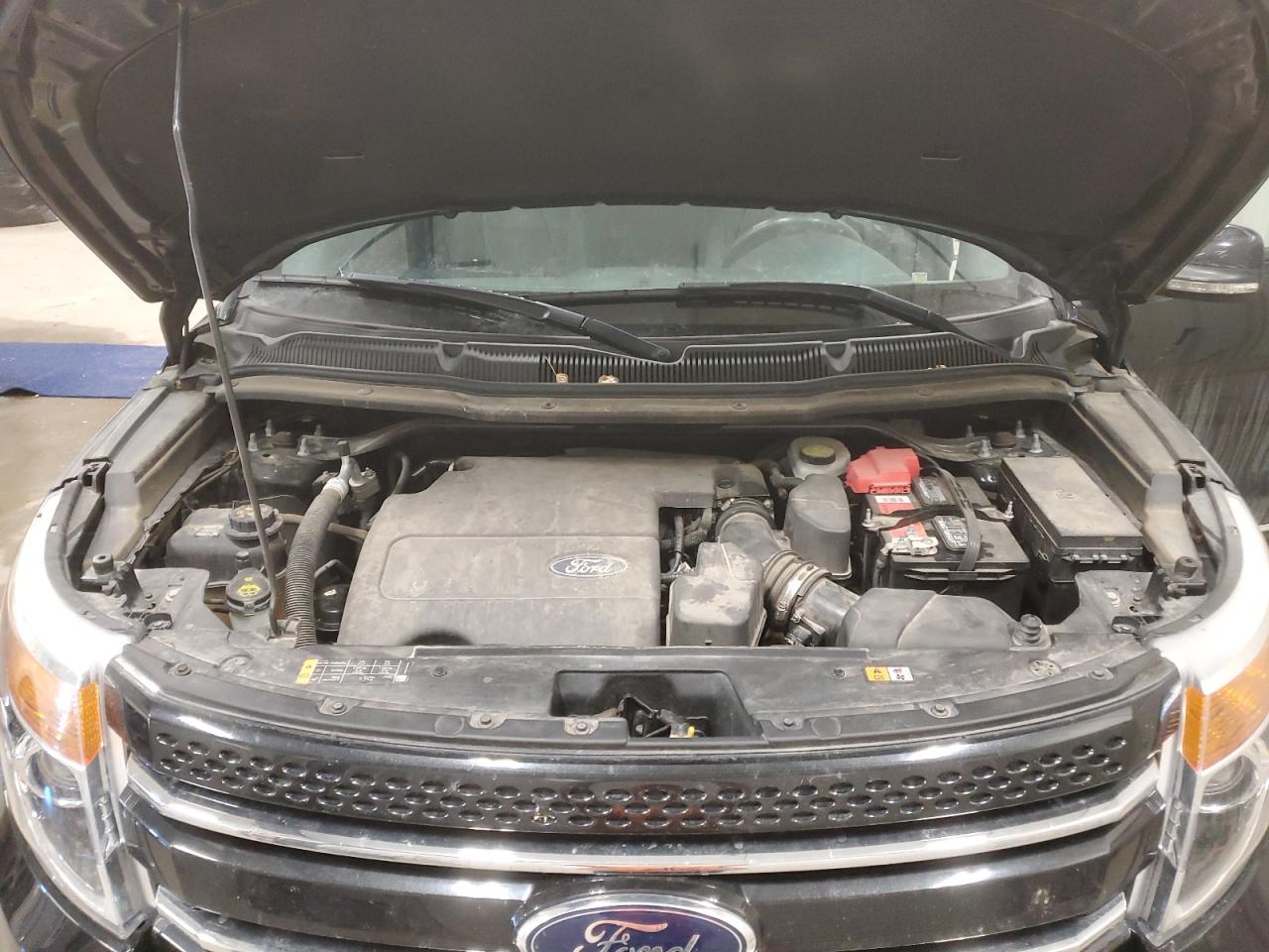 2013 Ford Explorer - Image 11