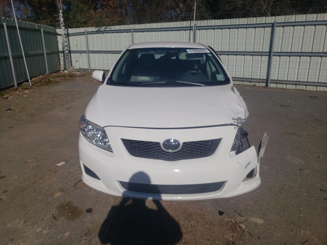 2010 Toyota Corolla - Image 5