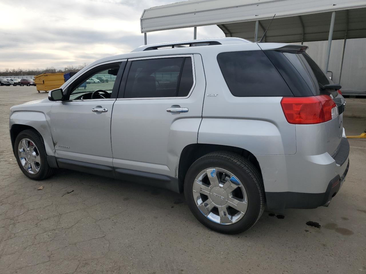 2011 GMC Terrain - Image 2