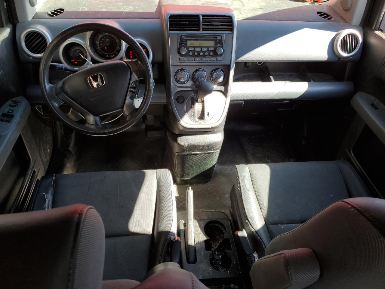 2005 Honda Element - Image 8