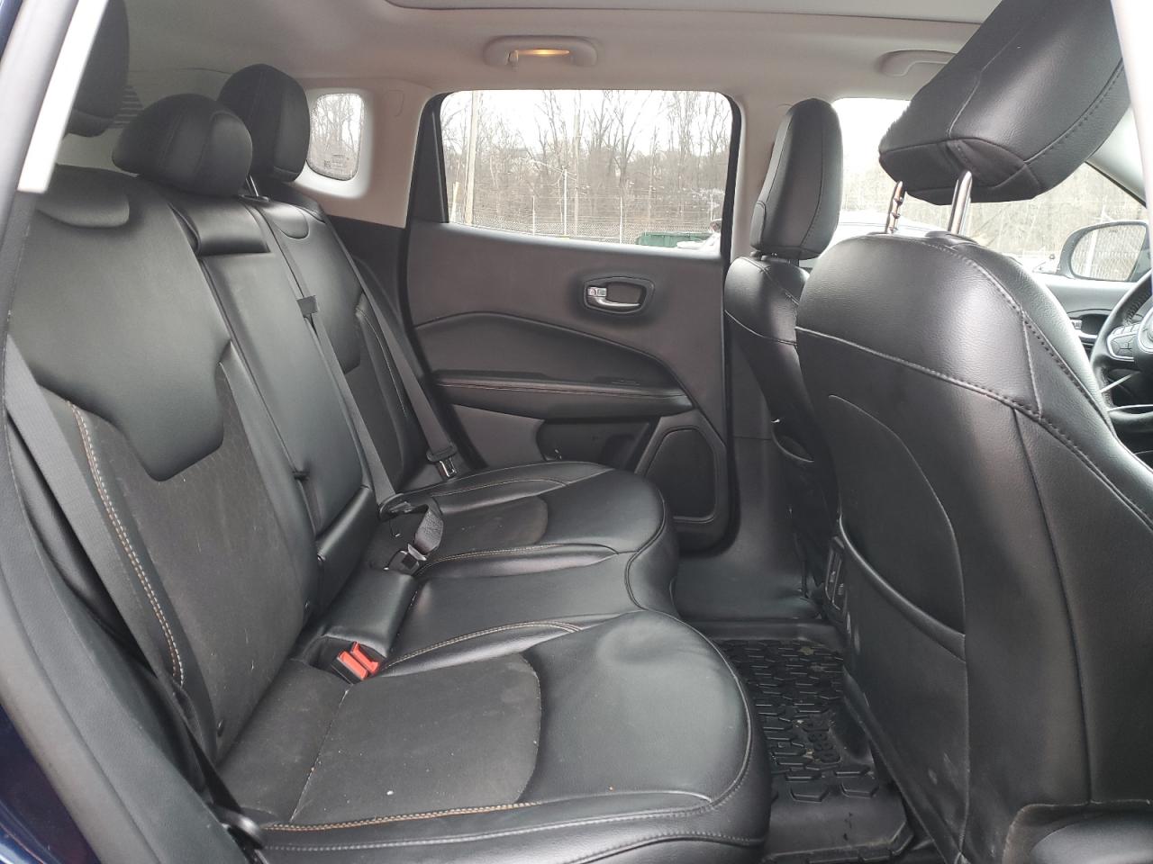 2020 Jeep Compass - Image 11