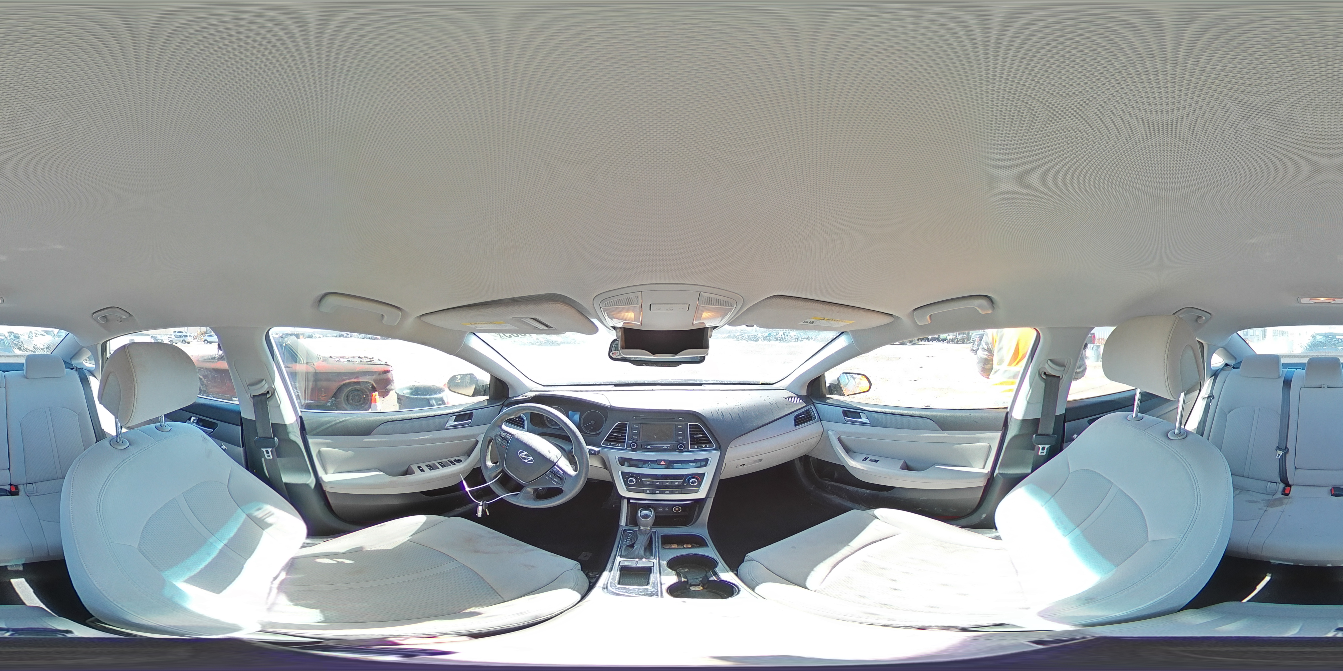 2015 Hyundai Sonata - Image 14