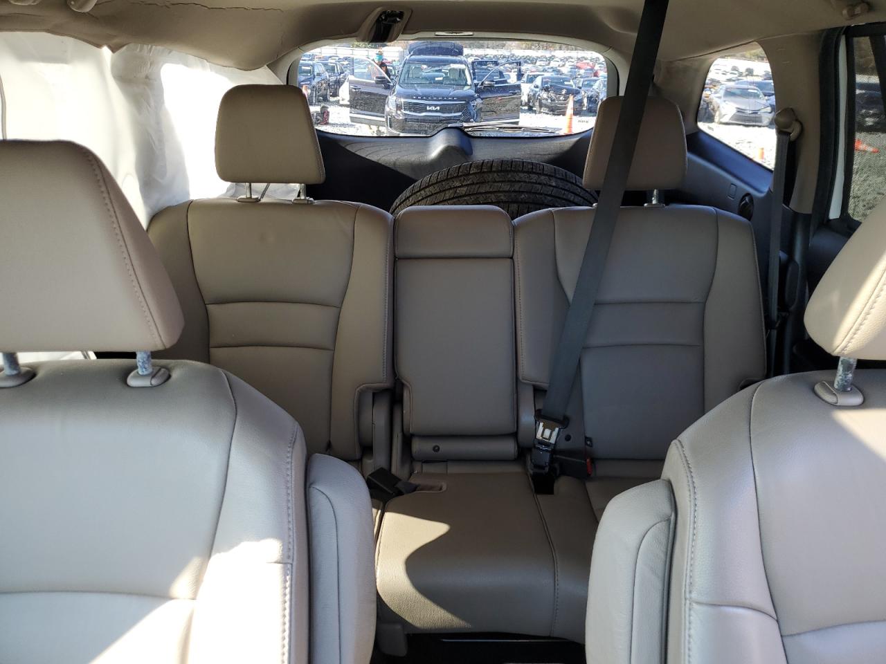 2017 Honda Pilot - Image 10