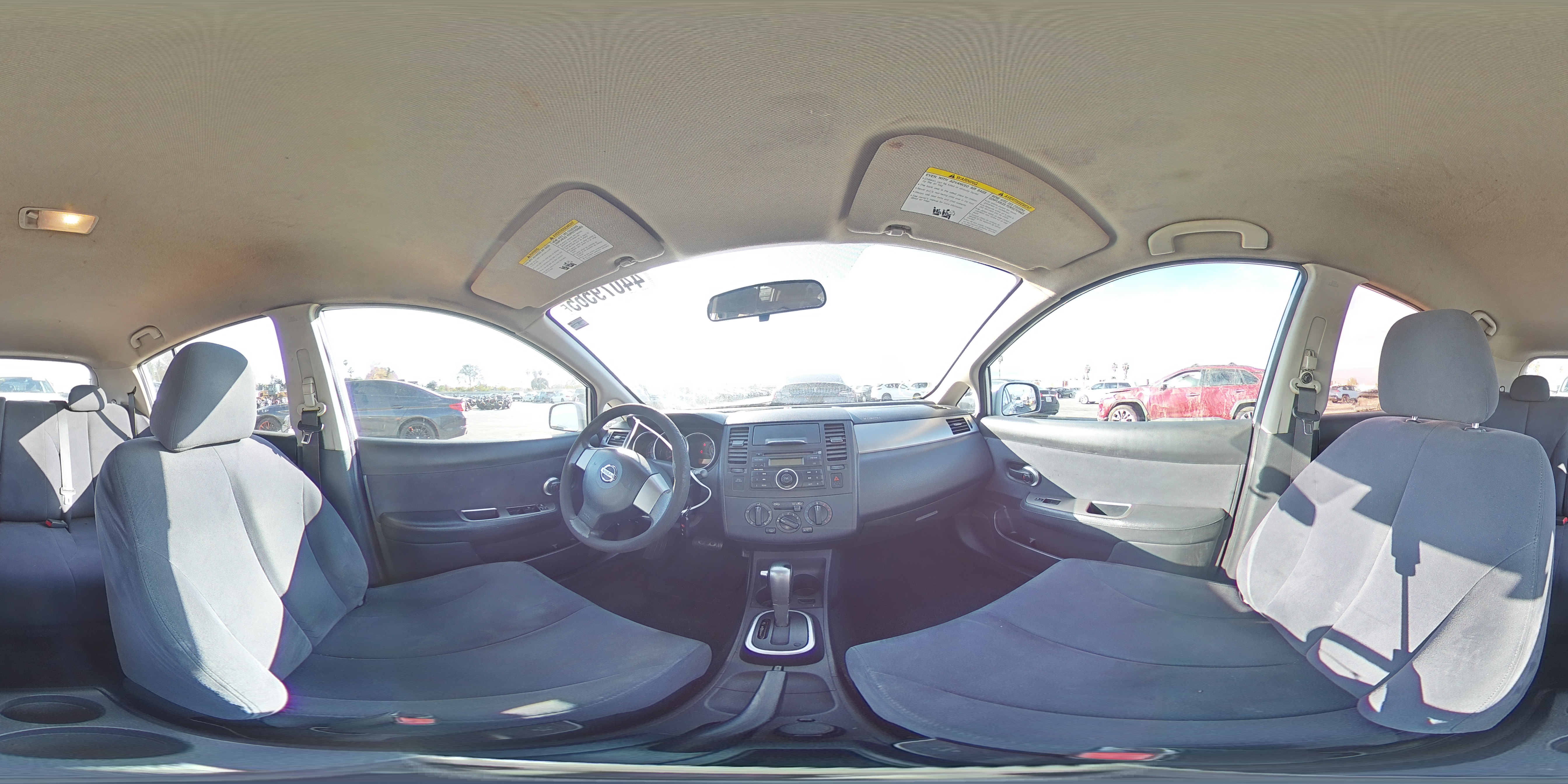 2007 Nissan Versa - Image 13