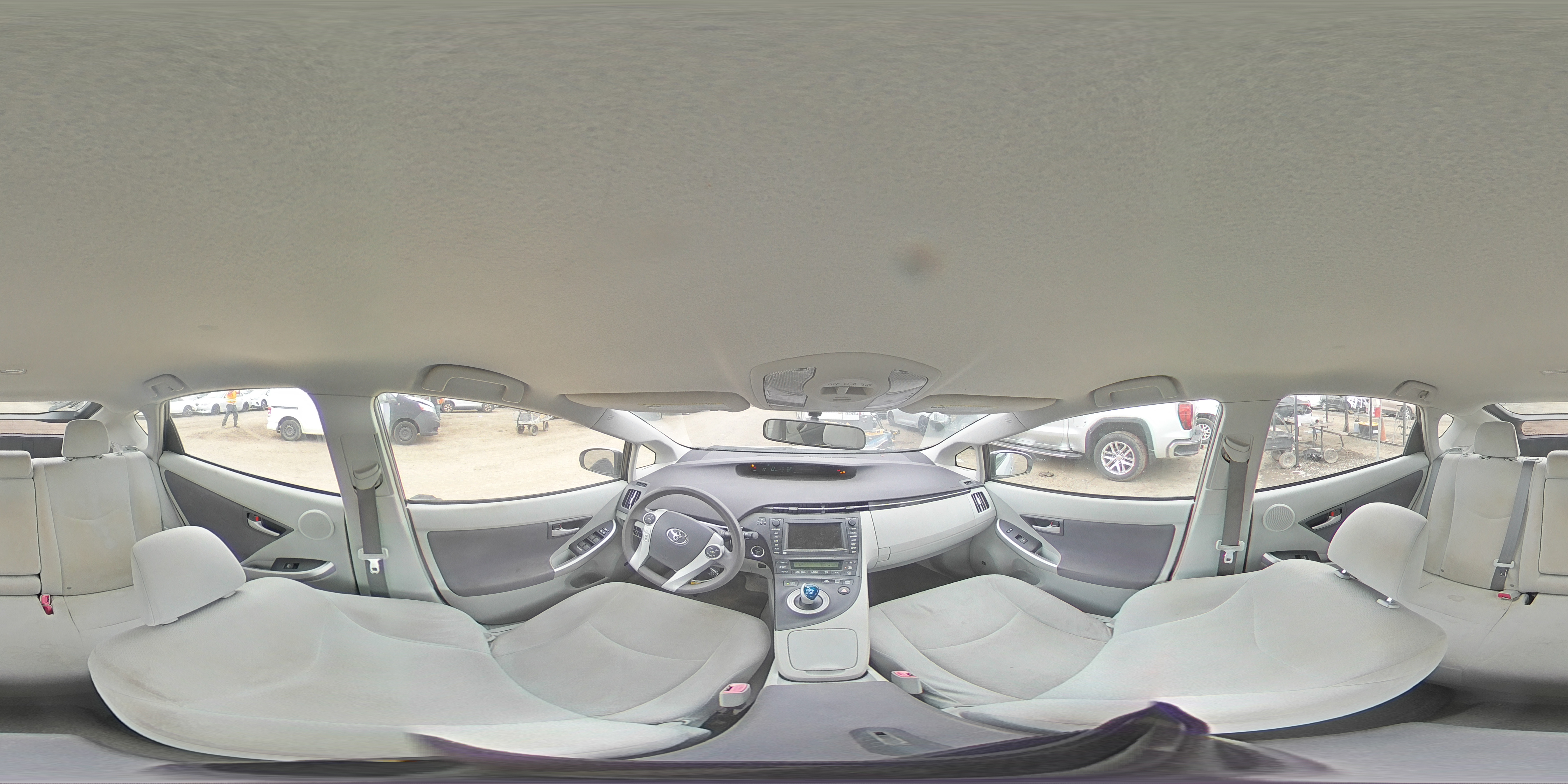 2010 Toyota Prius - Image 12