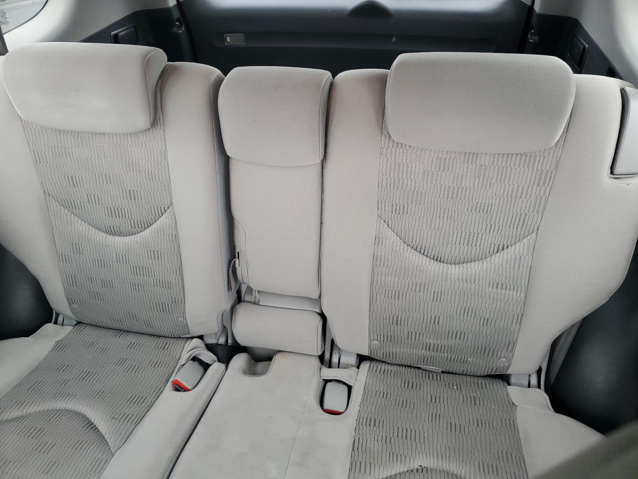 2010 Toyota RAV 4 - Image 10