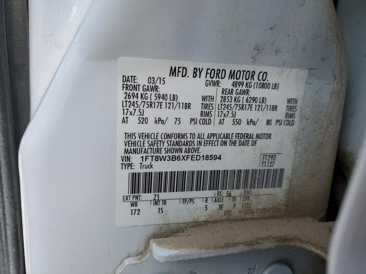 2015 Ford F350 - Image 13