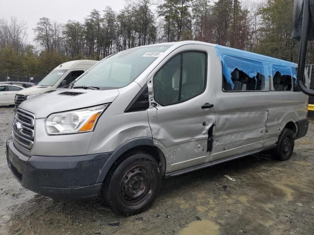 2016 Ford Transit T-350 продається в Waldorf, MD - Vandalism