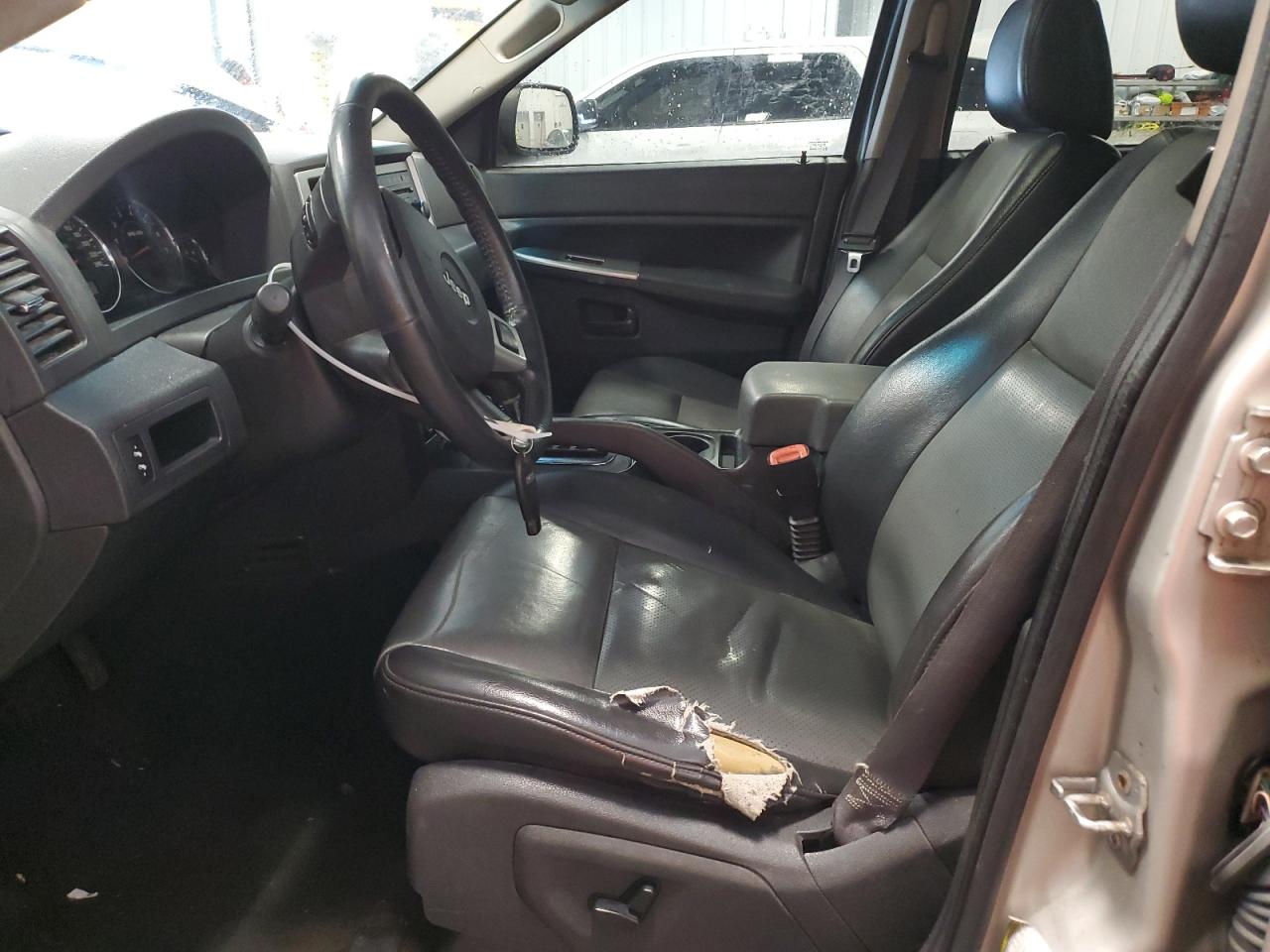 2008 Jeep Grand Cherokee - Image 7