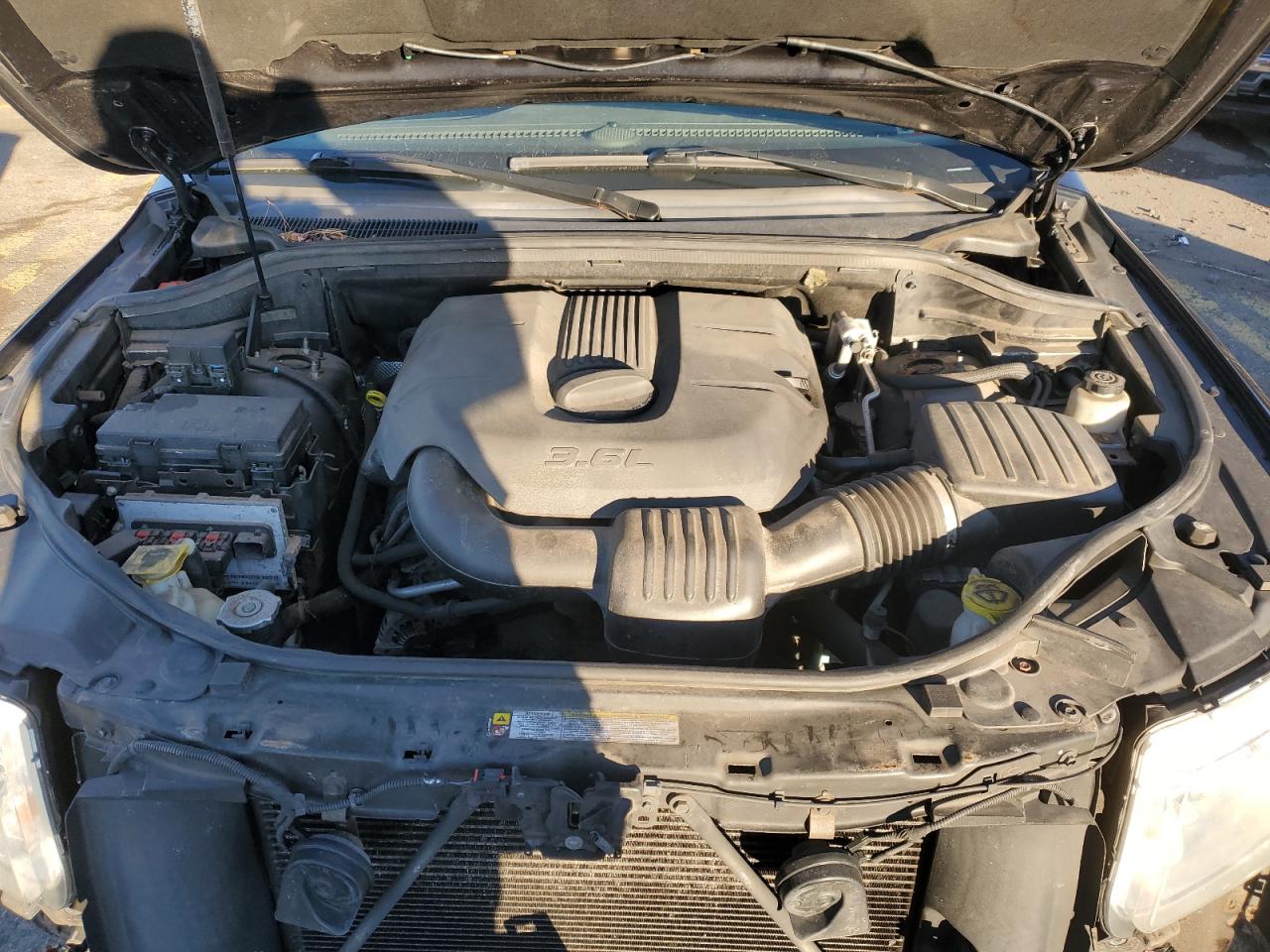 2011 Jeep Grand Cherokee - Image 12