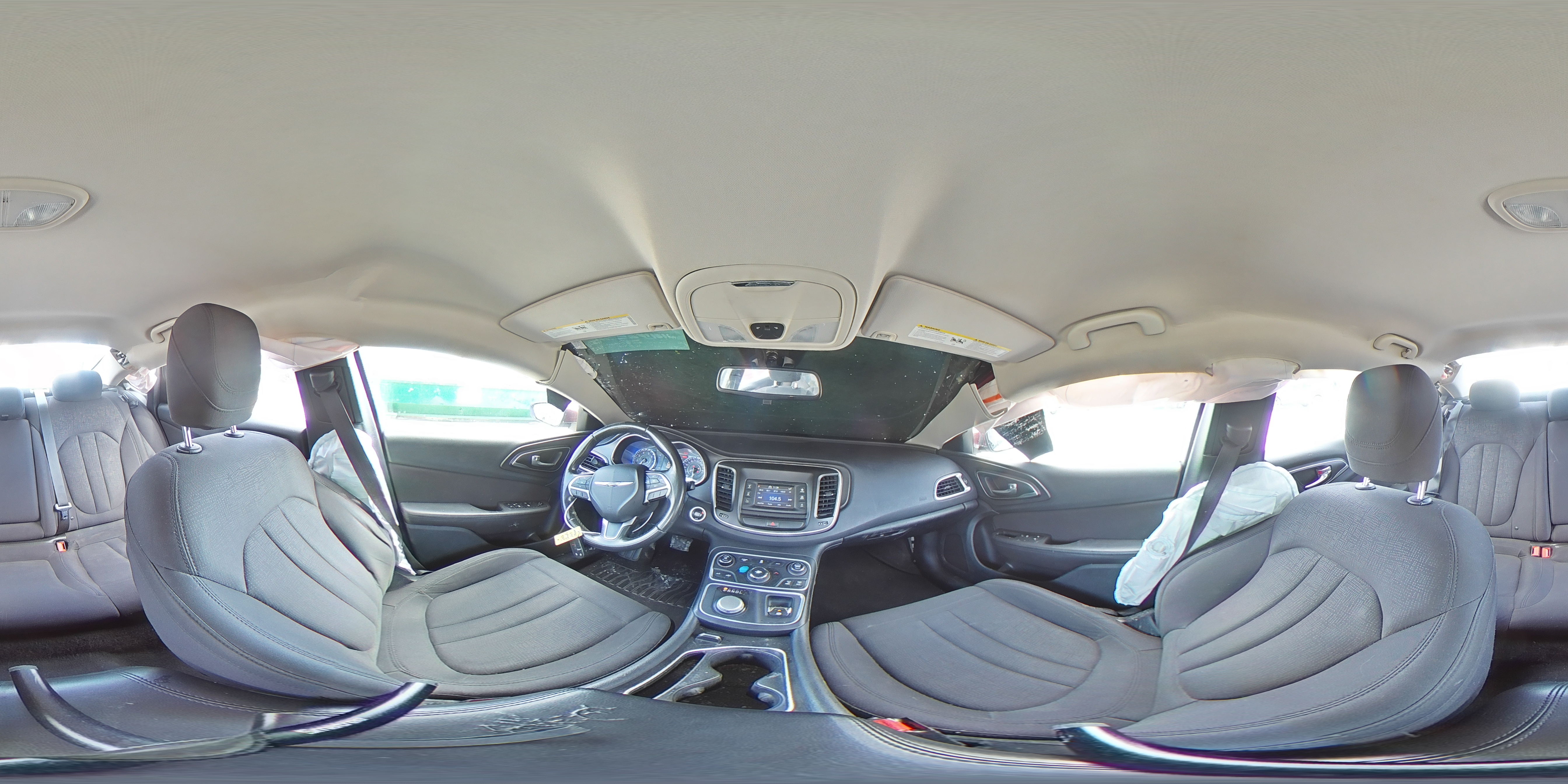 2016 Chrysler 200 - Image 14