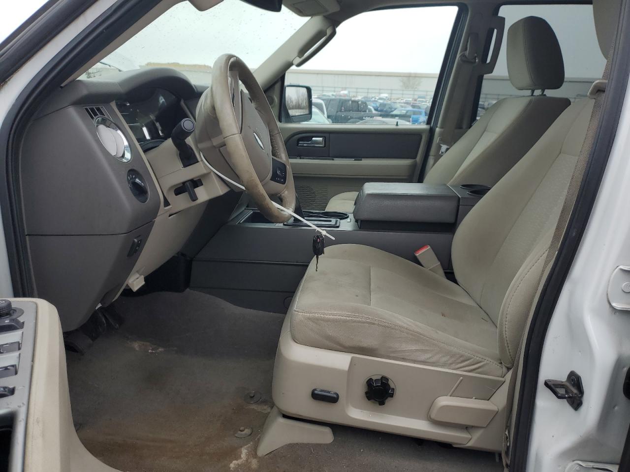2011 Ford Expedition - Image 7