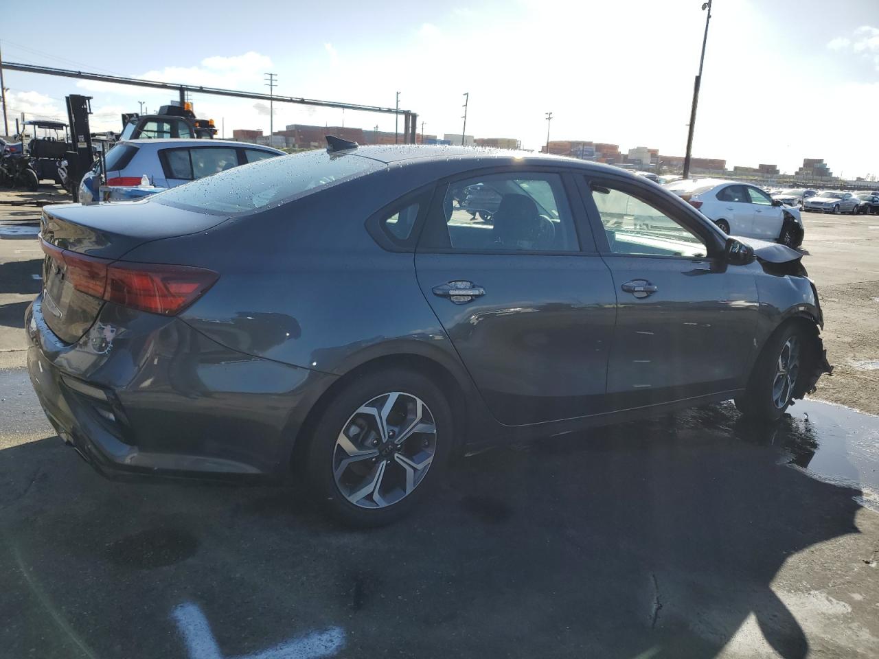 2021 Kia Forte - Image 3