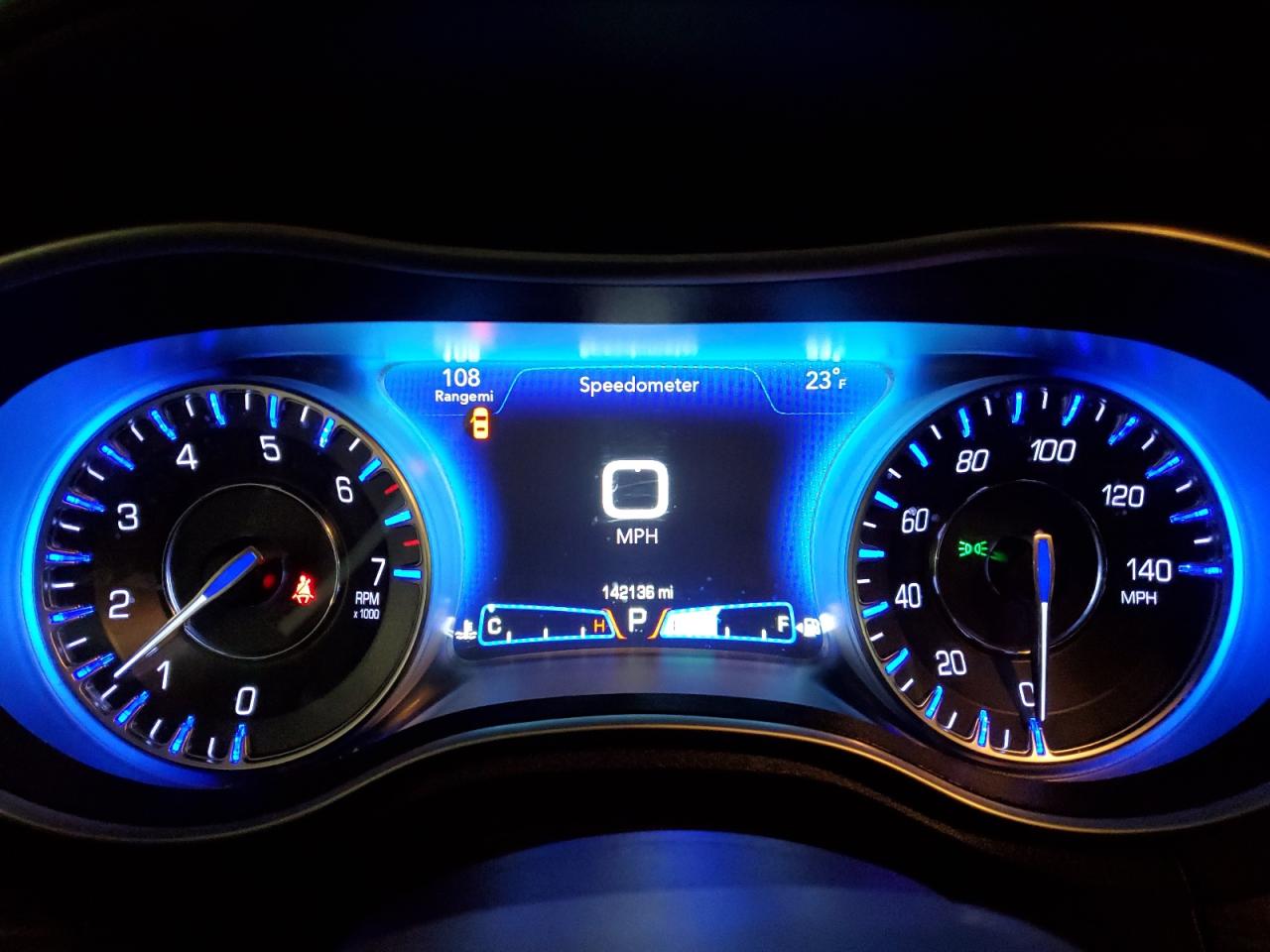 2019 Chrysler 300 - Image 9