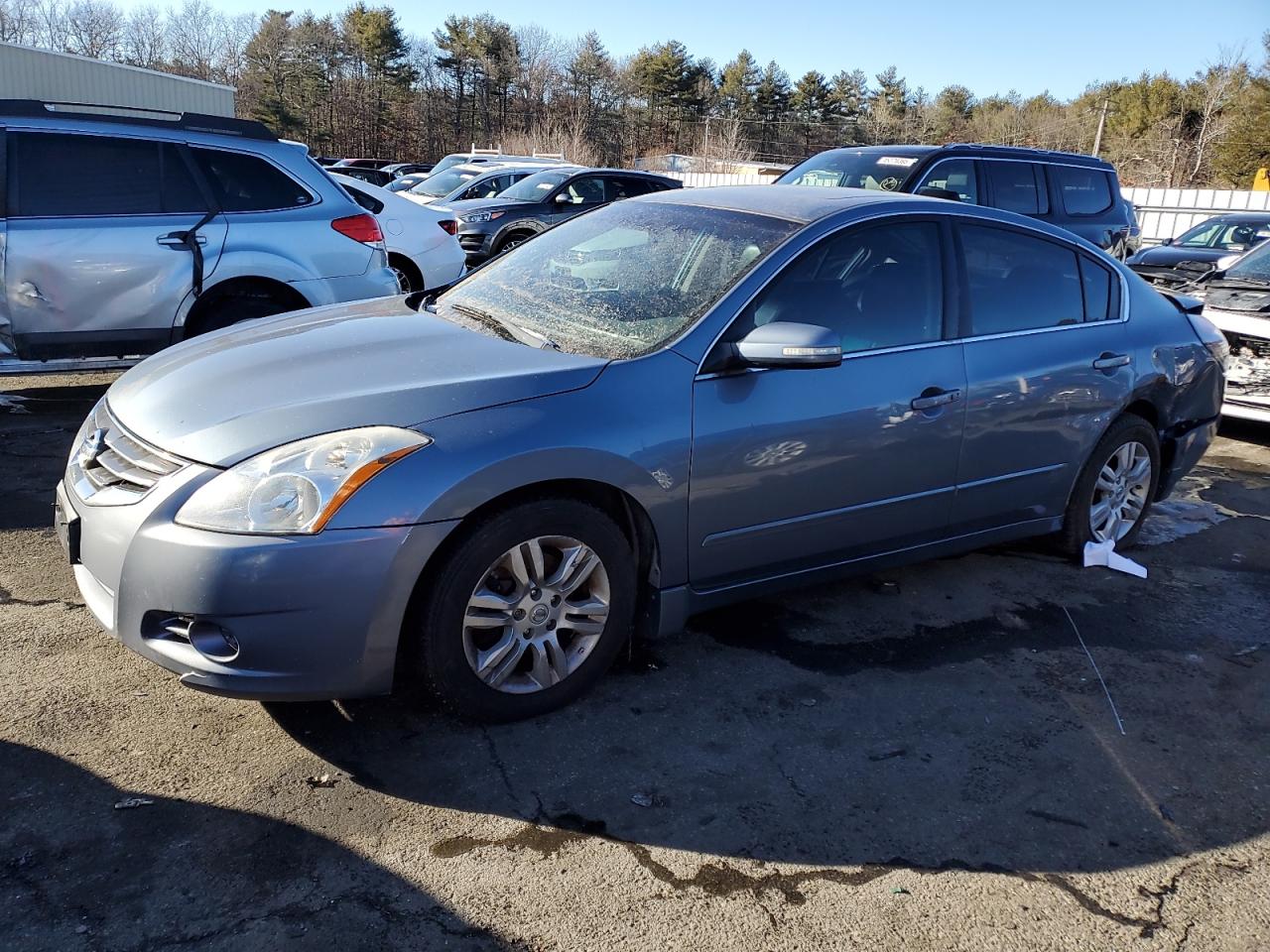 2011 Nissan Altima Base na sprzedaż w Exeter, RI - Rear End