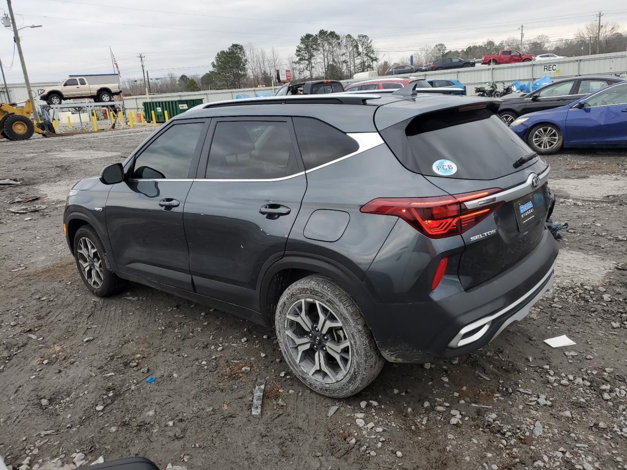2021 Kia Seltos - Image 2