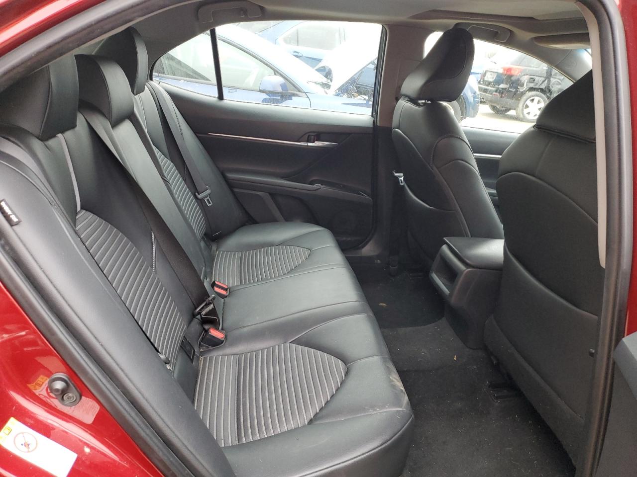 2018 Toyota Camry - Image 10