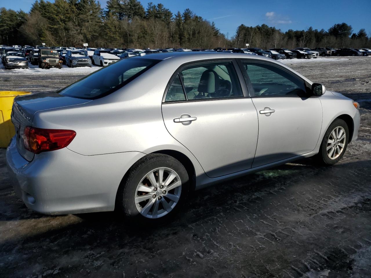 2010 Toyota Corolla - Image 3
