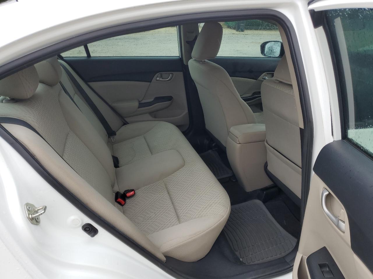 2015 Honda Civic - Image 10