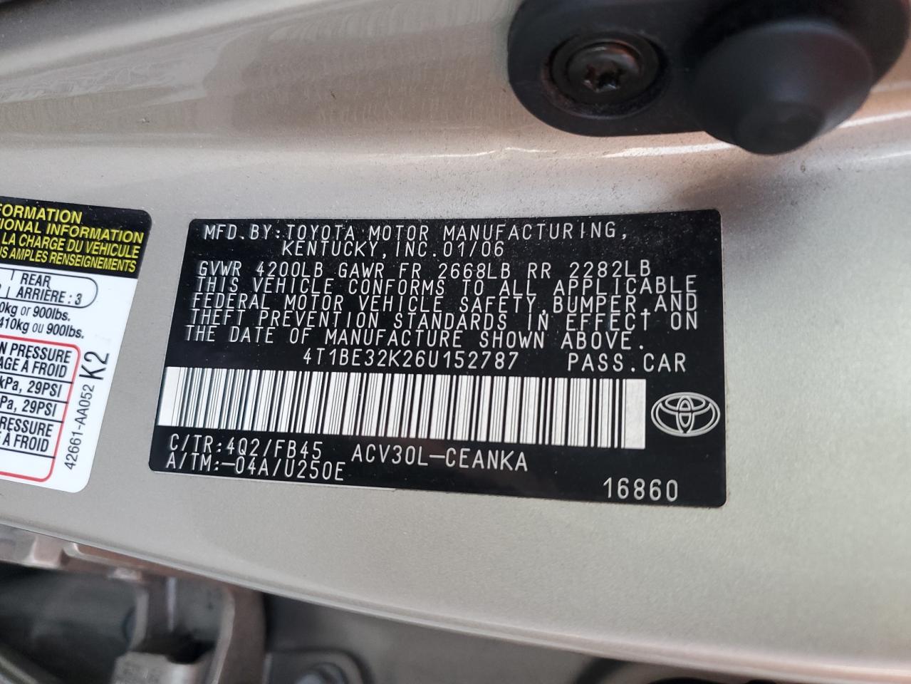 2006 Toyota Camry - Image 12