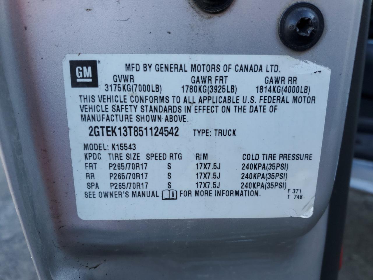 2005 GMC Sierra - Image 12