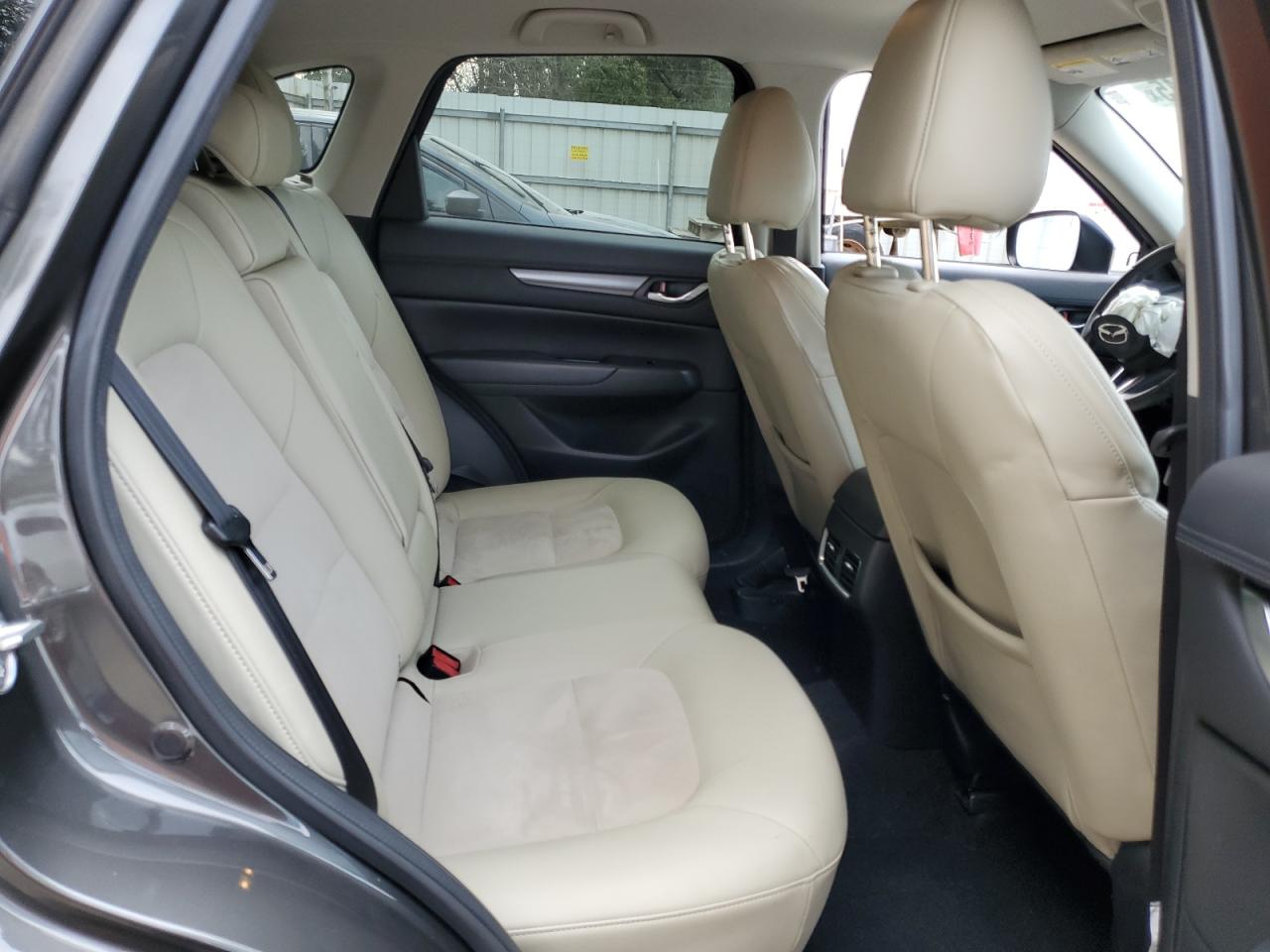 2017 Mazda CX-5 - Image 11