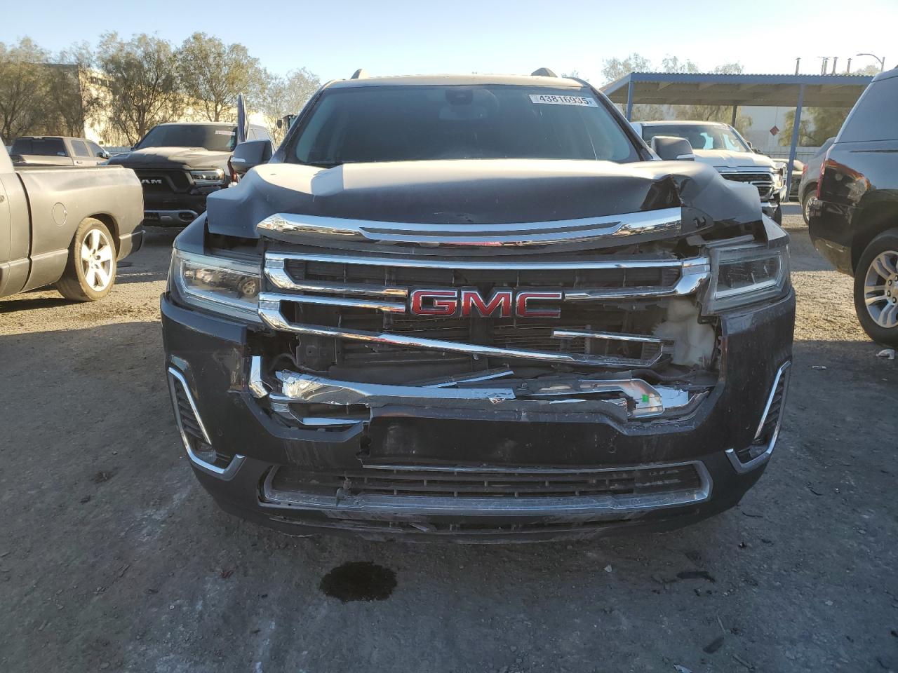 2020 GMC Acadia - Image 5