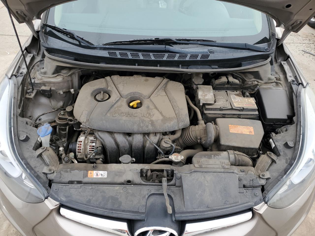 2015 Hyundai Elantra - Image 11