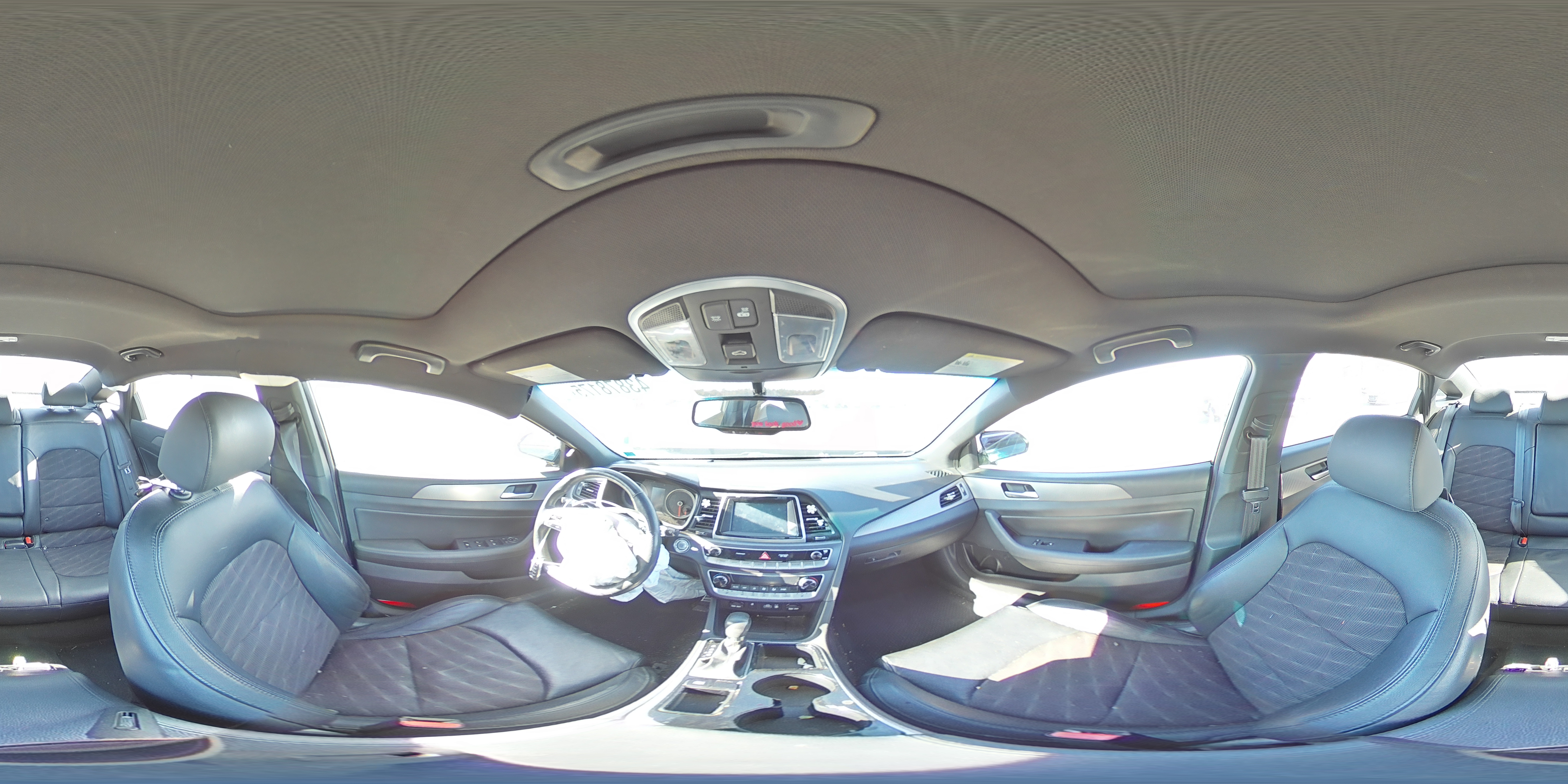 2018 Hyundai Sonata - Image 12