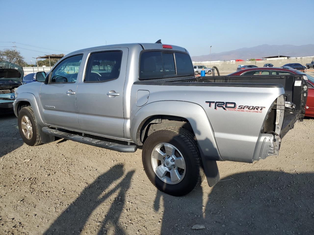 2015 Toyota Tacoma - Image 2